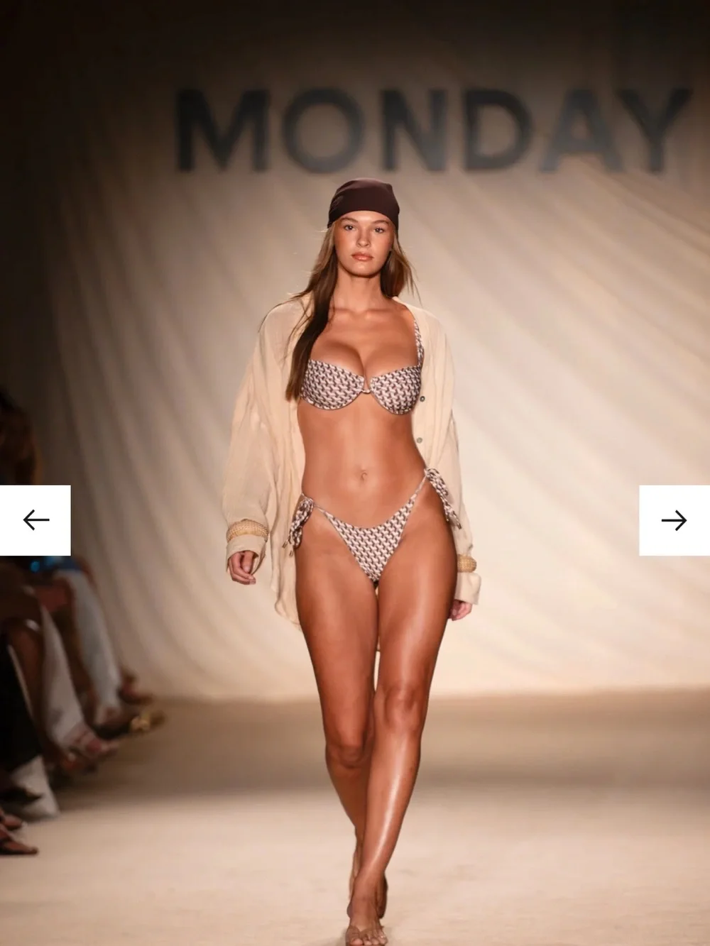 Monday Swimwear CALA ROJA TOP - HUSK GEO